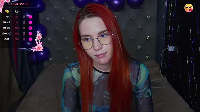 EmilyKents's cam snapshot