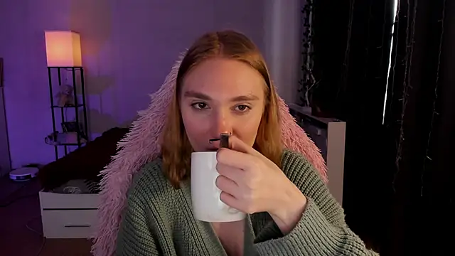 ReddHotPipper's cam snapshot