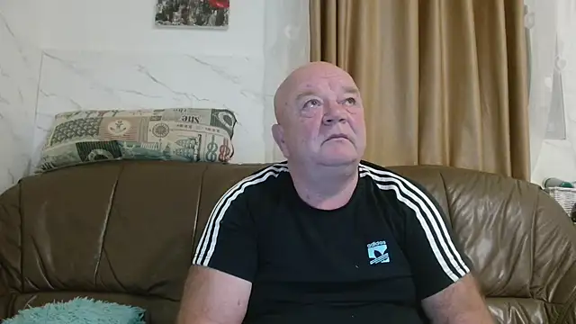 fullballs6's cam snapshot