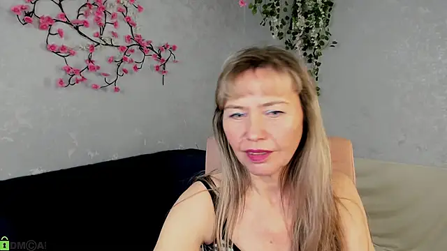 Carla_Vogue's cam snapshot