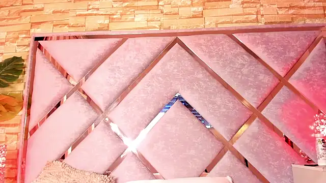 _lanna_jhonson_'s cam snapshot