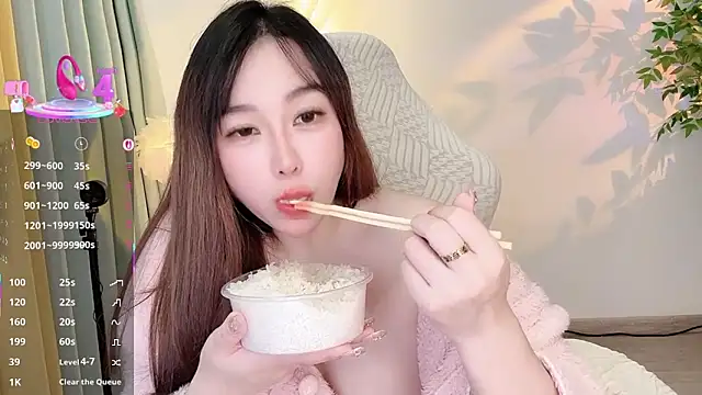 Liz-nn's cam snapshot