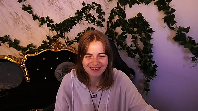 ShinyfromUa's cam snapshot