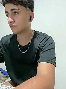 Tavinho067 live sex cam