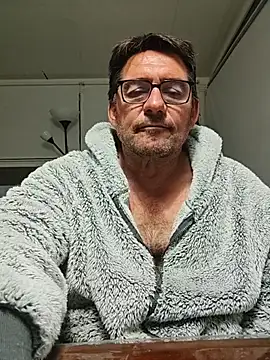 phil_truck_exhib's cam snapshot