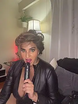 LadyCiaraLux's cam snapshot