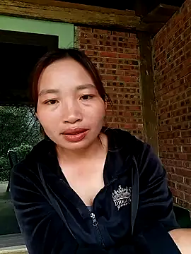 sowbibi's cam snapshot