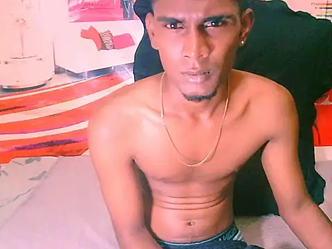 IndianThuggin's cam snapshot