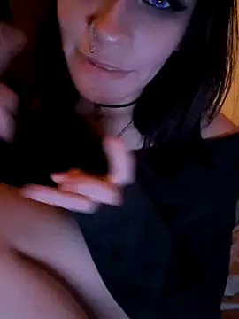 Gothbabbi's cam snapshot