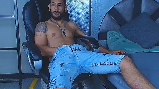 OwenScott's cam snapshot