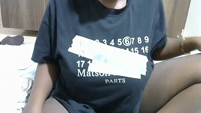 HoneyExtasyXo's web cam