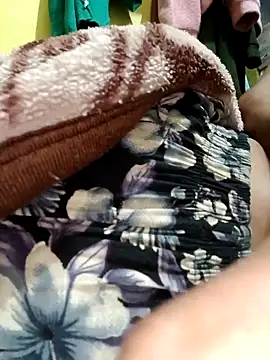 Cutey_neha07's cam snapshot