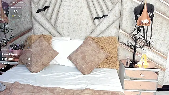 SkylerBloomm's cam snapshot