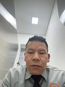 Manu0586 live sex cam