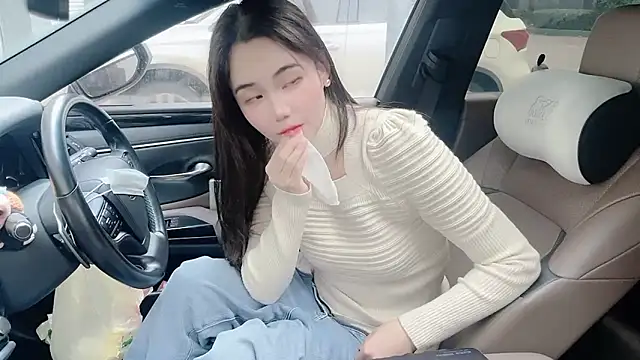 orla2021's cam snapshot