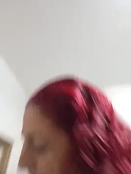 LAPOTRA_04's cam snapshot