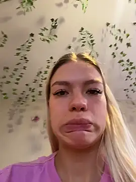 -Sexy_Barbie-'s cam snapshot