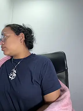 angela_angels_'s cam snapshot