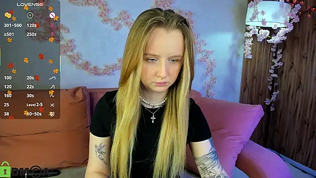 Rina_Panic's cam snapshot