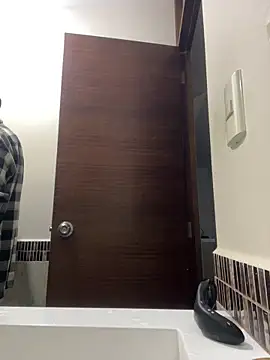 locoxTi45's cam snapshot