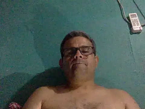 Katracho6969's cam snapshot