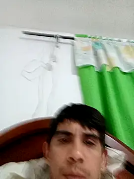 LarryCapija's cam snapshot