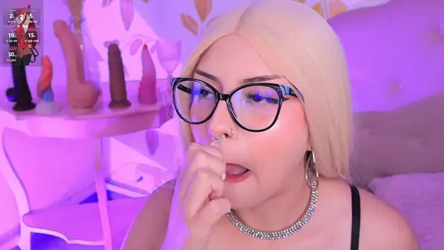 Misselektra__'s Stripchat show and profile