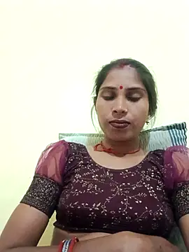 Veshali_Love143's cam snapshot