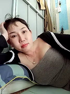 Ana-love2025's cam snapshot