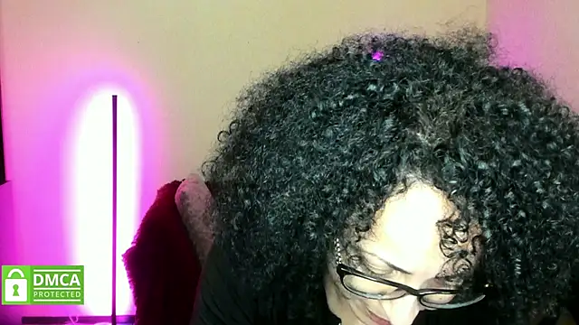 Arianasweety23's cam snapshot