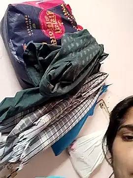 Shreya-Shetty09's cam snapshot