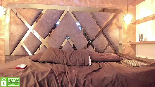 Kiara_velvet__'s cam snapshot