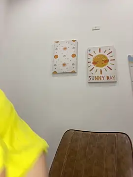 Almira6868's cam snapshot