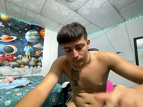 boy_ricky's cam snapshot