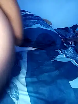 Elara_Nova's cam snapshot