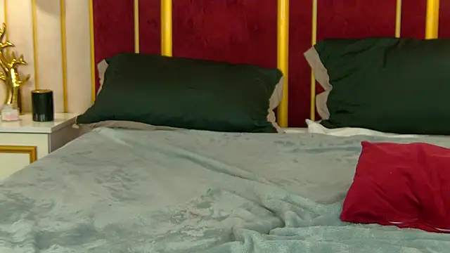 ChloeSins_ live sex cam