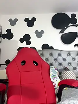 _vaiolet_owo's cam snapshot