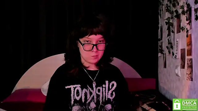 dreamgirllovee's cam snapshot