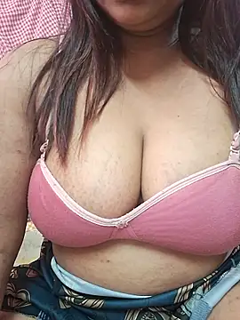 janu-janvi's cam snapshot