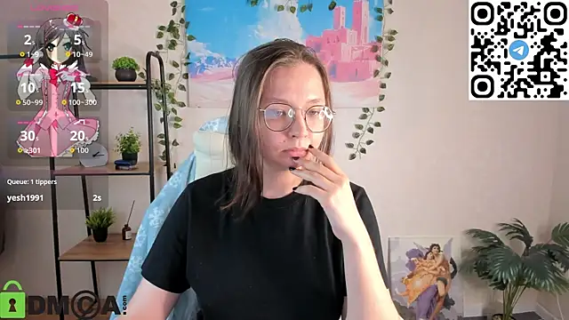 Nuura_Moore's cam snapshot