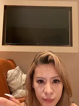 miumiu-66 live sex cam