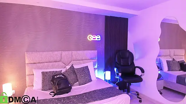 Arinextdoor's cam snapshot