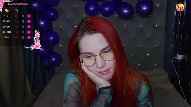 EmilyKents's cam snapshot