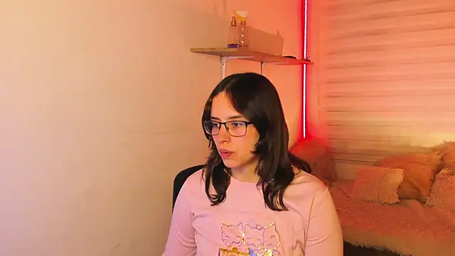 Emily_Lindey's cam snapshot