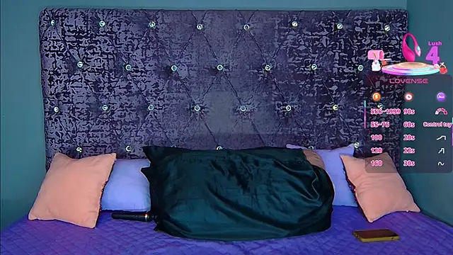 NoraBigAss's cam snapshot