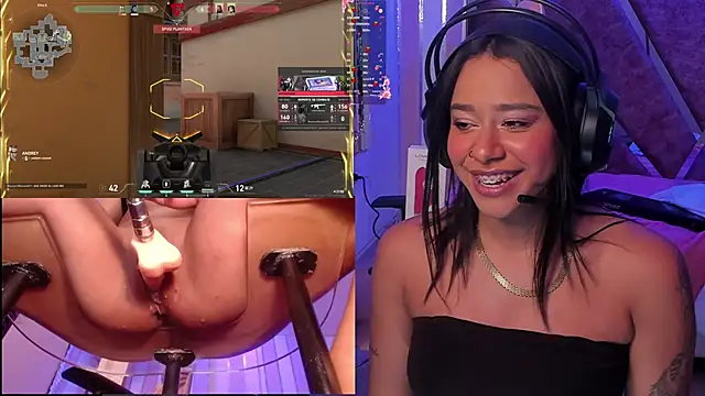 Gina_Kurt's cam snapshot