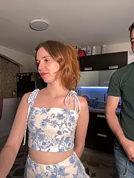 kevin_hotgirls's cam snapshot