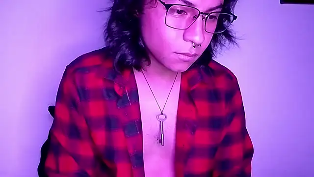 Thrash_Riff_God_93's cam snapshot