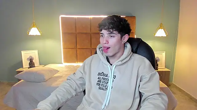 AlejooTwink's cam snapshot