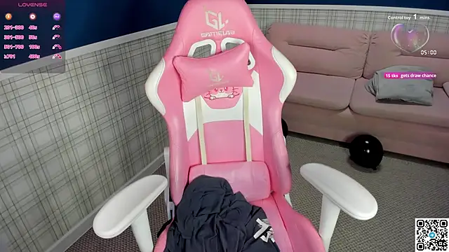 Chloee_White's cam snapshot